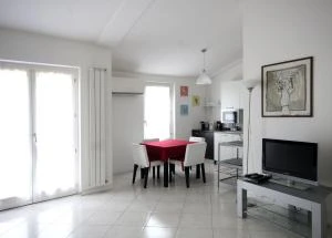 IMPERIA PORTO MAURIZIO Loc. Prino - Bilocale con terrazzo e vista aperta - CASA VENDUTA