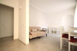 IMPERIA Porto Maurizio centro - Bilocale ristrutturato - CASA VENDUTA