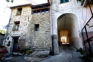 SAN LAZZARO REALE - Porzione di casa Rustica - CASA VENDUTA IN COLLABORAZIONE
