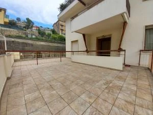 SANREMO - Tre ponti - Monolocale con terrazzo e posto auto - VENDUTO In Collaborazione