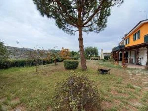 IMPERIA - Strada Ciosa - Appartamento in villetta con giardino - VENDUTO IN COLLABORAZIONE
