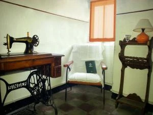 IMPERIA PORTO MAURIZIO Loc. Torrazza - Appartamento Trilocale in tipica casa ligure - CASA VENDUTA